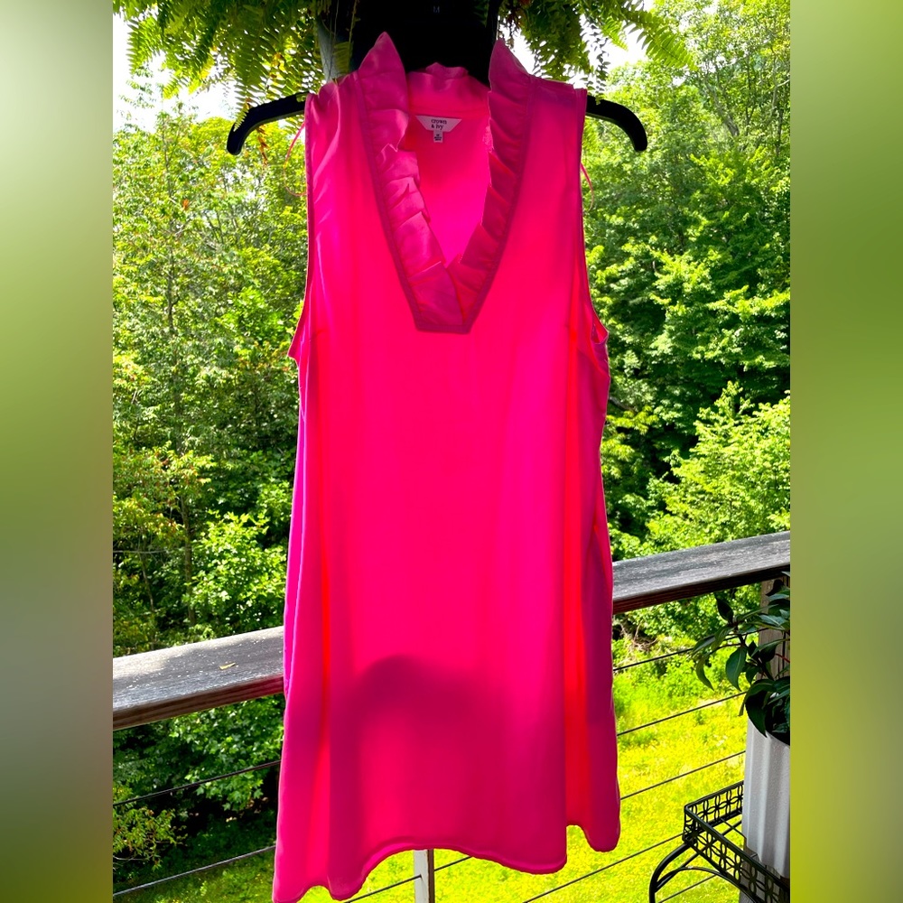 Hot pink crown and Ivy shift dress